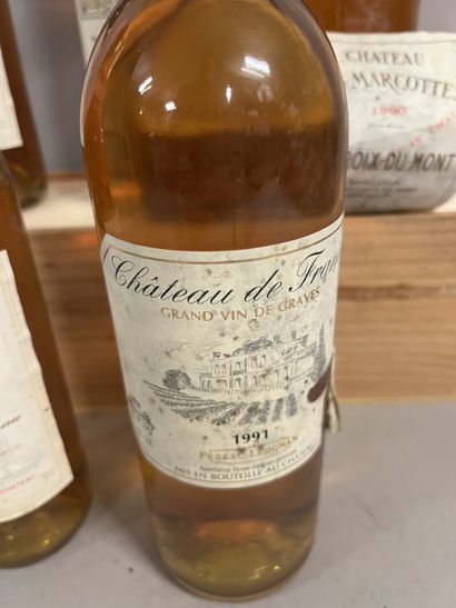 5 bottles BORDEAUX DIVERS, (2 half-litres...