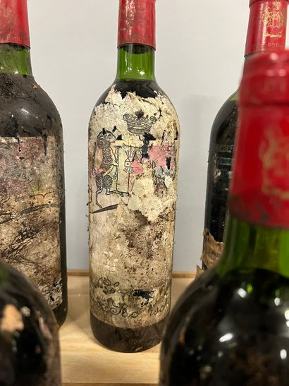 5 bottles Château MOUTON-ROTHSCHILD, 1° cru...