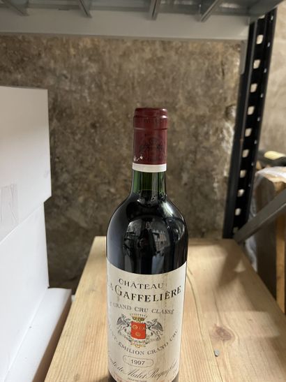 1 bottle Château LA GAFFELIERE, 1° Grand...