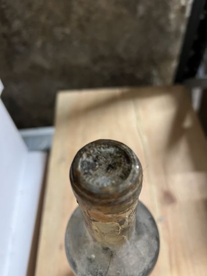 1 bottle Château RAYMOND-LAFON, Sauternes...