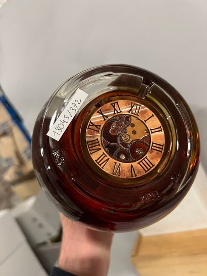 A Longueteau bottle 125 years Etui