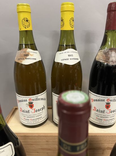 6 bouteilles COTES DU RHONE DIVERS, (2 Pierre...