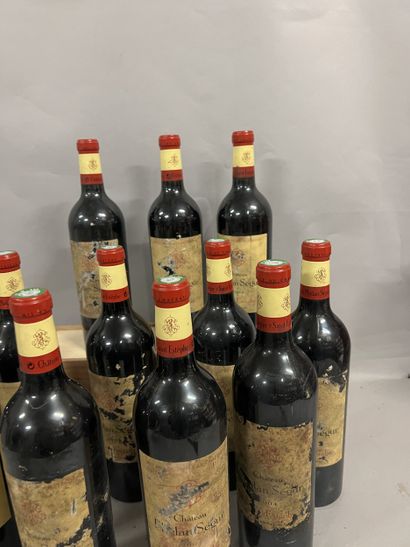 12 bottles Château PHELAN-SEGUR, Saint-Estèphe...