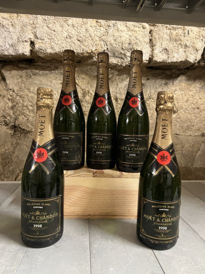 5 bottles CHAMPAGNE Moët & Chandon 1998 (elt,...