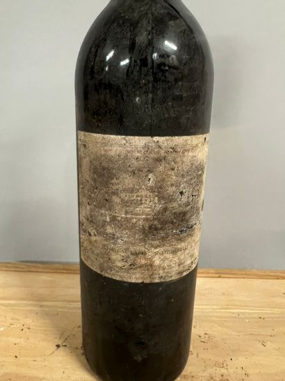 1 bottle Château LAFITE-ROTHSCHILD, 1° cruPauillac...