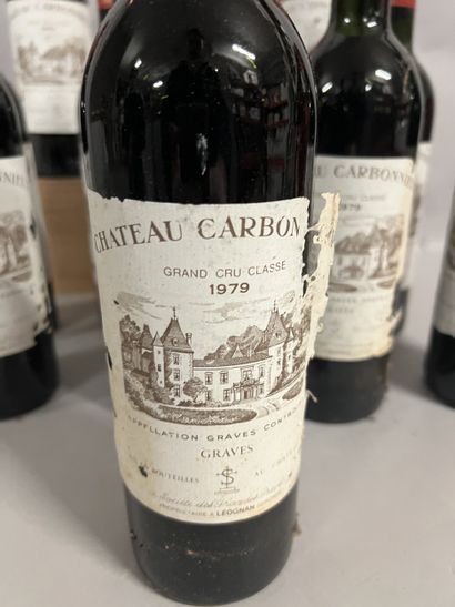 12 bottles Château CARBONNIEUX, Pessac-Léognan...