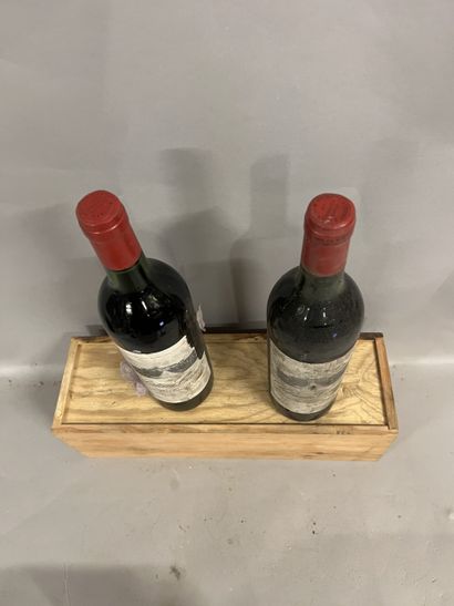 2 bottles Château CANON, 1° Grand cru St-Emilion...