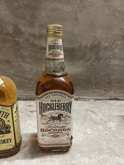 3 bottles BOURBON (Old Team 8 years, Old...