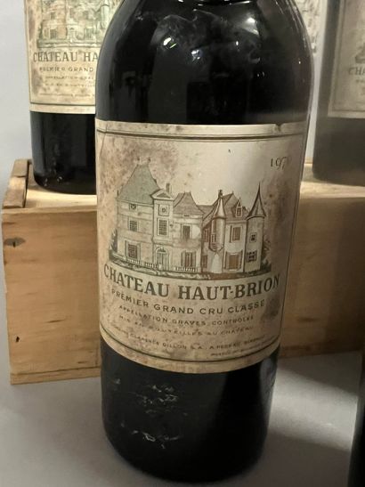 6 bottles Château HAUT-BRION, 1° cru Pessac-Léognan...