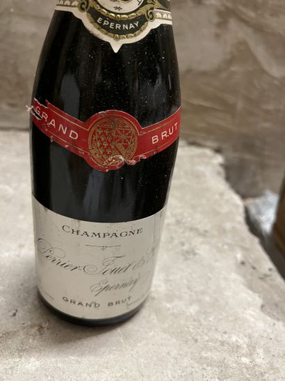 3 bottles CHAMPAGNE brut, (1 Besserat de...