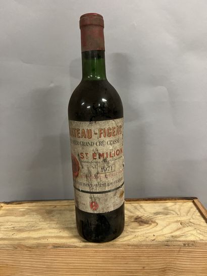 1 bottle Château FIGEAC, 1° Grand cru 1971...