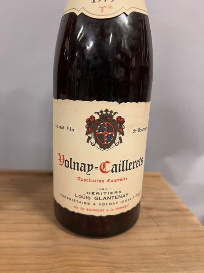 2 bottles VOLNAY 