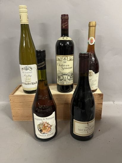 5 DIVERS bottles (1 Ch. Simone Rouge 2010:...