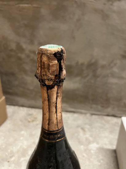 1 bottle CHAMPAGNE 