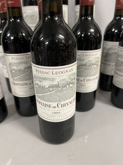 12 bottles DOMAINE DE CHEVALIER, Pessac-Léognan...