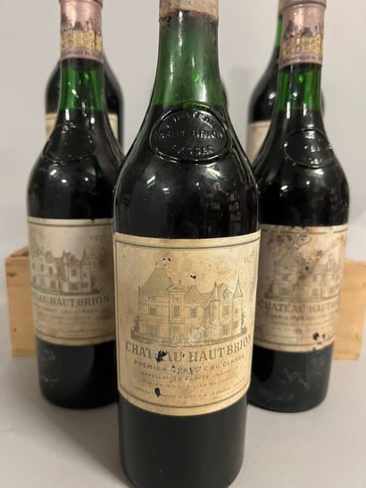 6 bottles Château HAUT-BRION, 1° cru Pessac-Léognan...