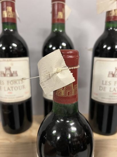 6 bottles LES FORTS DE LATOUR, Pauillac 1986...
