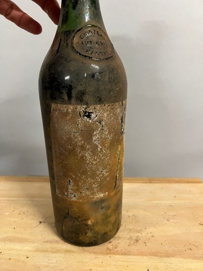 1 bottle Château HAUT-BRION, 1° cru Pessac-Léognan...