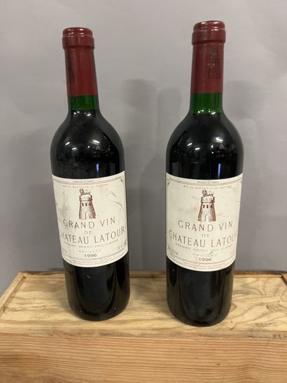 2 bottles Château LATOUR, 1° cru Pauillac...