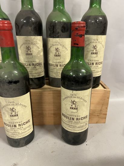 6 bottles Château MOULIN RICHE, Saint-Julien...