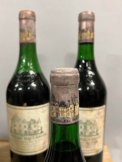 6 bottles Château HAUT-BRION, 1° cru Pessac-Léognan...