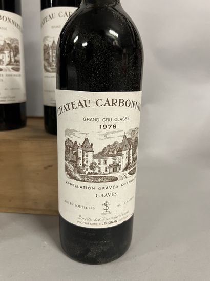6 bottles Château CARBONNIEUX, Pessac-Léognan...