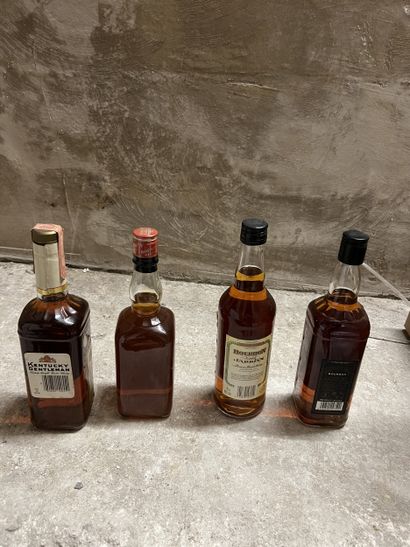 4 bottles BOURBON (Dobson kid, Kentucky Gentleman,...