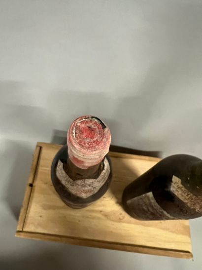 2 bottles Château LATOUR, 1° cru Pauillac...