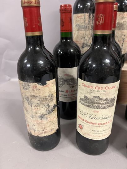 12 bottles BORDEAUX DIVERS, (1 Ch. Smith...