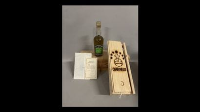 1 half-bottle CHARTREUSE verte, 