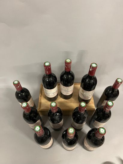 12 bottles Château LYNCH-BAGES, 5° cru Pauillac...