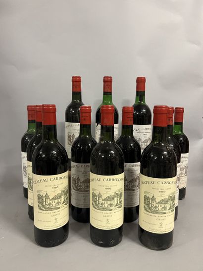 12 bottles Château CARBONNIEUX, Pessac-Léognan...