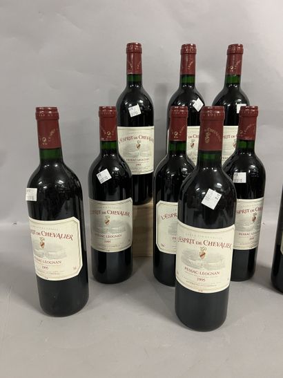 9 bottles L'ESPRIT DE CHEVALIER, Pessac-Léognan...