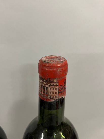2 bottles Château MARGAUX, 1° cru Margaux...
