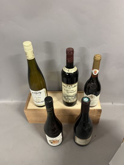 5 DIVERS bottles (1 Ch. Simone Rouge 2010:...