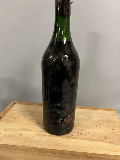 1 bottle Château HAUT-BRION, 1° cru Pessac-Léognan...
