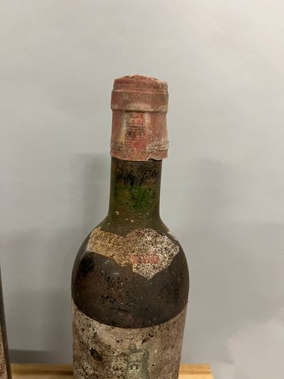 2 bottles Château LATOUR, 1° cru Pauillac...