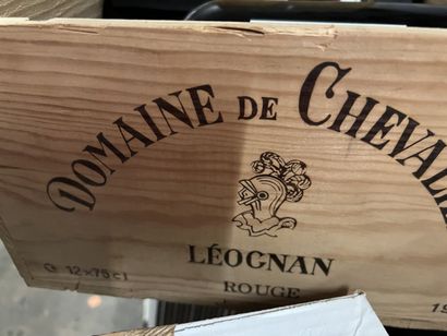 12 bottles DOMAINE DE CHEVALIER, Pessac-Léognan...