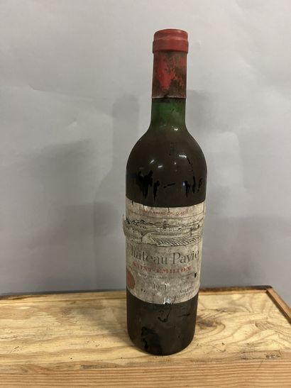 1 bottle Château PAVIE, 1° Grand Cru St-Emilion...