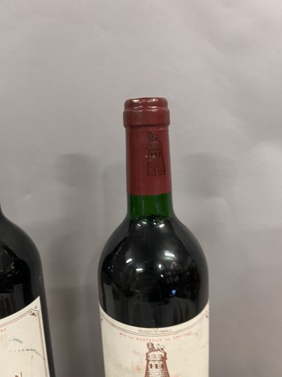 2 bottles Château LATOUR, 1° cru Pauillac...