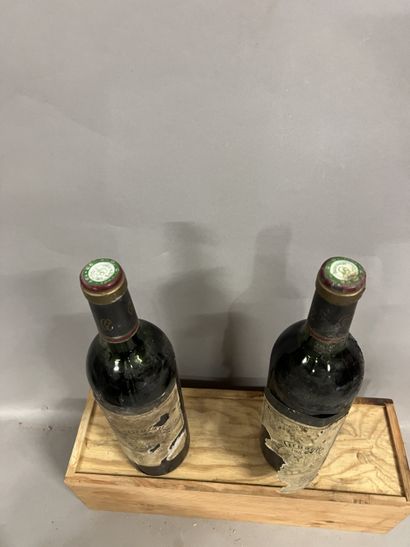 2 bottles Château GRUAUD-LAROSE, 2° cru Saint-Julien...