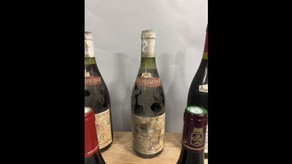 5 bouteilles POMMARD (Patriarche 1973, Bouchard...
