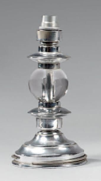 TRAVAIL FRANÇAIS 1930
Petite lampe de chevet...