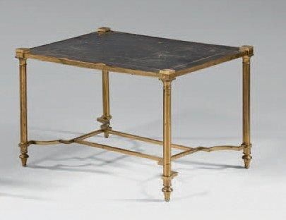 TRAVAIL FRANÇAIS 1960
Petite table de bout...