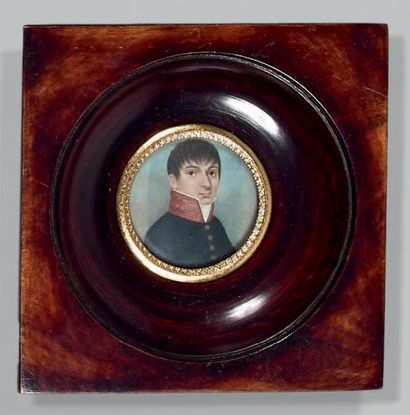 Petite miniature ronde sur ivoire: Portrait...