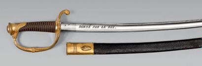 Sabre d'officier de sortie d'école militaire...