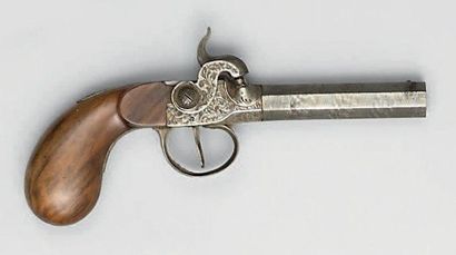 Pistolet coup de poing à percussion, canon...