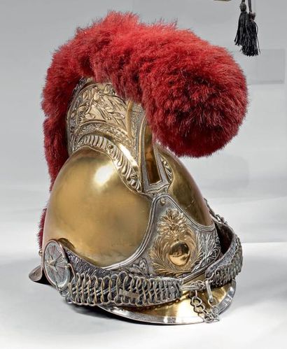 Casque d'officier de carabiniers, bombe et...
