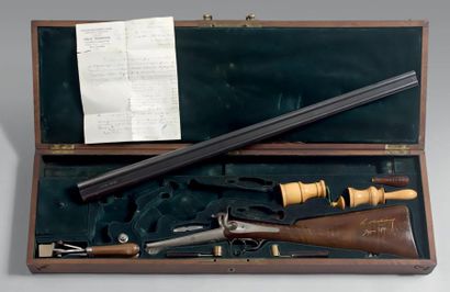 Coffret-nécessaire contenant un fusil à broche...