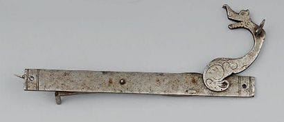 Platine à mèche de mousquet en fer, de forme...